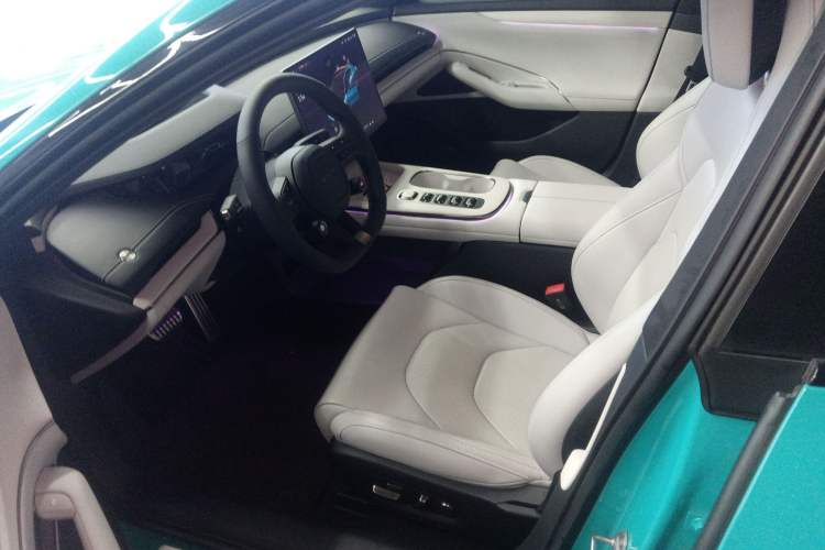 Used  SU7 2024 Four-Wheel Drive Ultra-Long Range Advanced Intelligent Driving Max Edition
