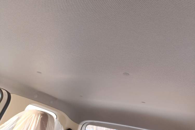 TDK.VehicleDetails.img