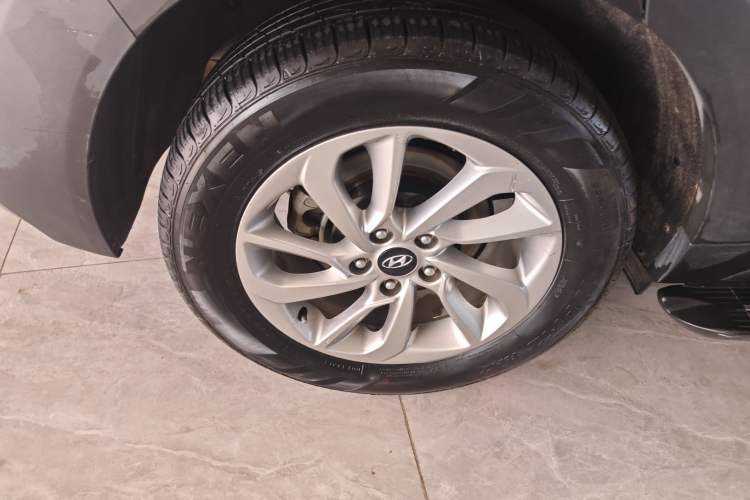 Used Hyundai Tucson 2015 1.6T Dual-Clutch Two-Wheel-Drive Smart Model
