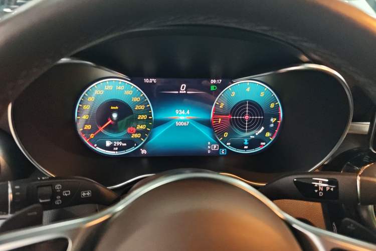 Used Mercedes-Benz GLC 2020 Facelift GLC 260 L 4MATIC Luxury Edition
