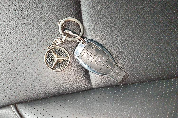 Used Mercedes-Benz V-Class 2021 V 260 L Long-wheelbase Luxury Edition