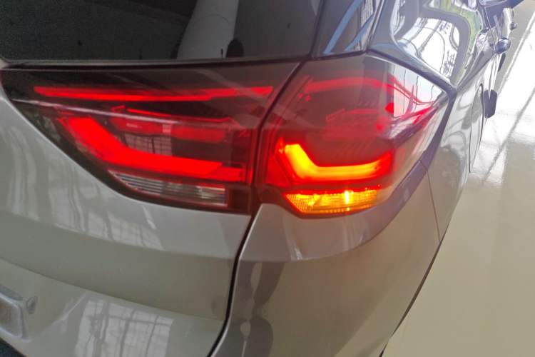 Used Chevrolet Orlando 2018 530T Automatic Luxury Edition (5+2 Model) China V Standard
