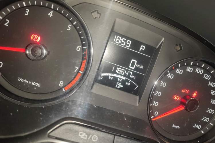 Used Volkswagen Polo 2014 1.6L Automatic Luxury Edition
