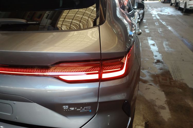 Used BYD Song PLUS New Energy 2025 EV Intelligent Driving Version 520km Premium Model