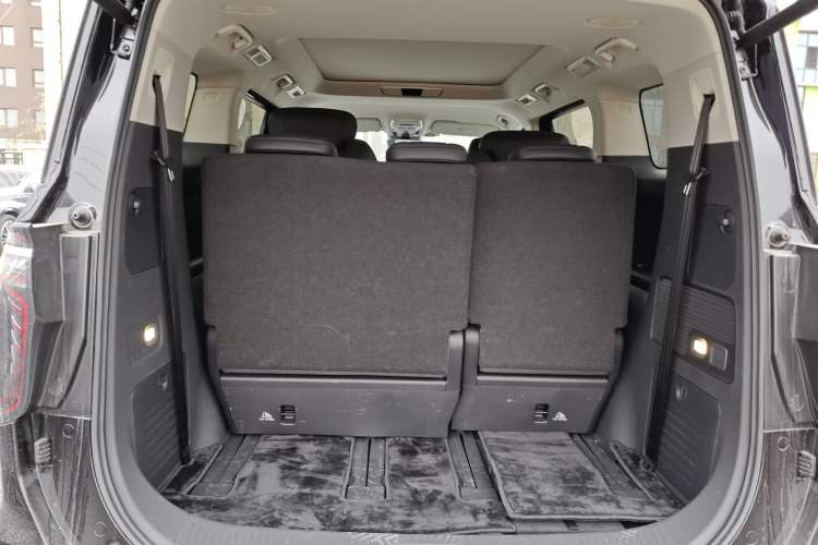 Used Hongqi HQ9 PHEV 2024 2.0T Four-Wheel Drive Business Edition
