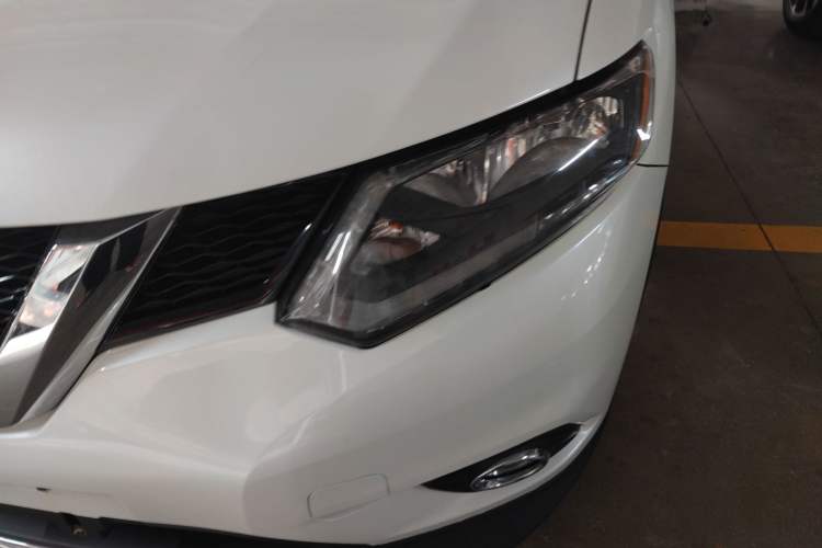 Used Nissan X-Trail 2014 2.5L CVT Luxury Edition 4WD
