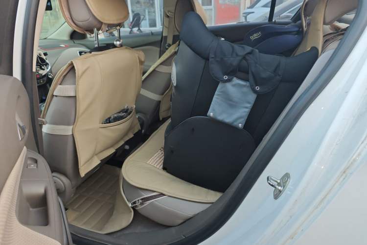 Used Chevrolet Cruze 2015 1.5L Manual Fashion Edition
