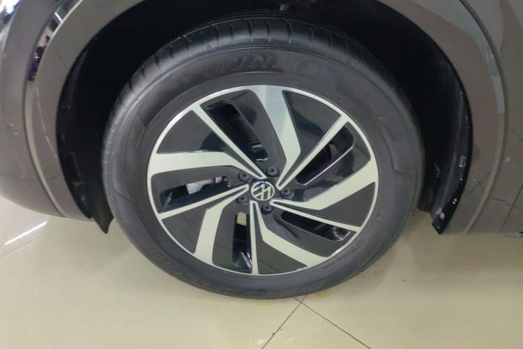 Used Volkswagen Viloran 2024 380TSI Luxury Edition
