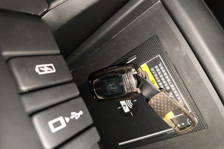 Used Honda Elysion 2024 2.0L eHEV Luxury Edition