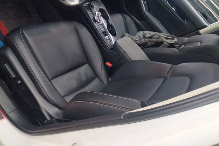 Used Honda Civic 2022 240TURBO CVT Dynamic Control Version
