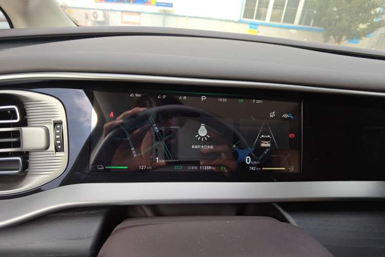 Used Denza D9 2024 DM-i 980 Four-Wheel Drive Flagship Model