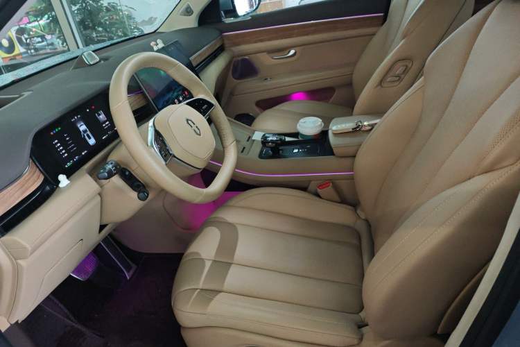 Used Hima AITO M7 2024 1.5T Intelligent Driving 4WD Max Edition 5 Seats
