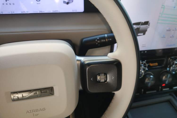 Used  V23 2025 401 Two-Wheel Drive Intelligent Driving Version