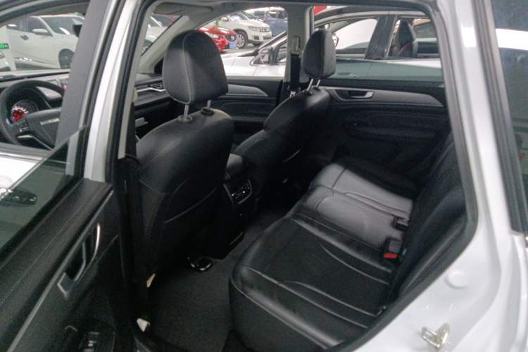 Used Haval M6 2021 PLUS 1.5T Manual Luxury Smart Connectivity Model