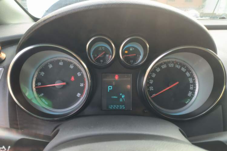 Used Buick GT 2014 XT 1.6L Automatic Fashion Edition
