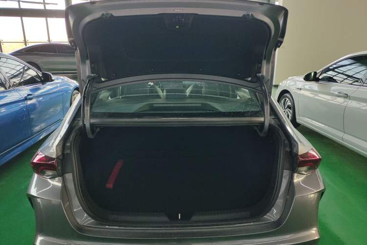 Used GAC Trumpchi EMPOW 2023 270T DCT J15 Version
