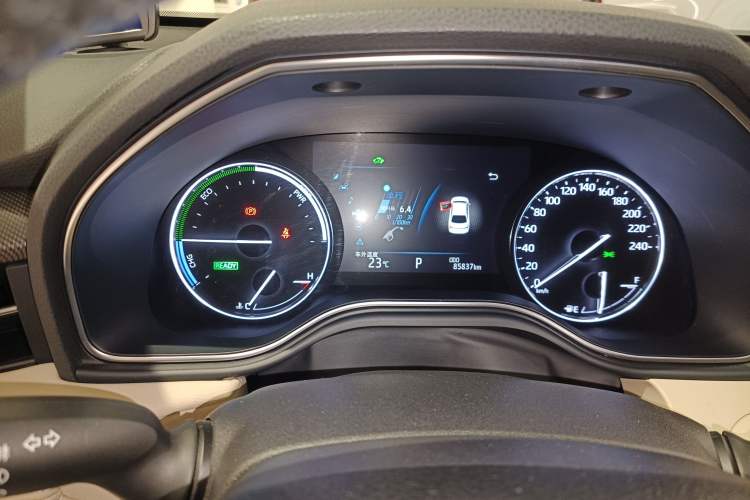 Used Toyota Avalon 2019 Dual-Engine 2.5L Luxury Edition China VI Standard
