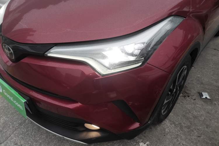 Used Toyota IZOA 2018 2.0L Yixuan Version China V Standard