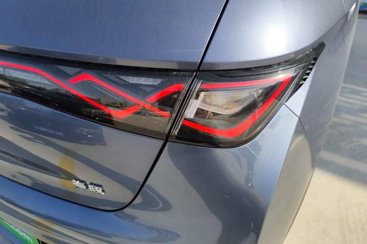 Used BYD Dolphin 2025 420km Free Edition
