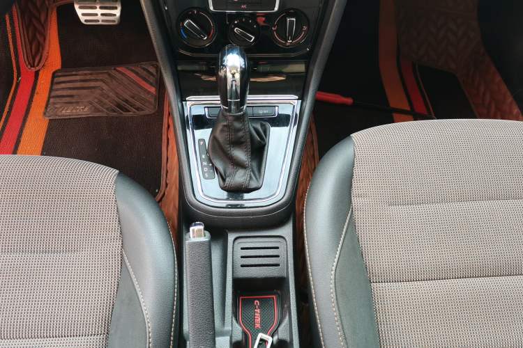 Used Volkswagen C-TREK 2017 1.6L Automatic Comfort Model
