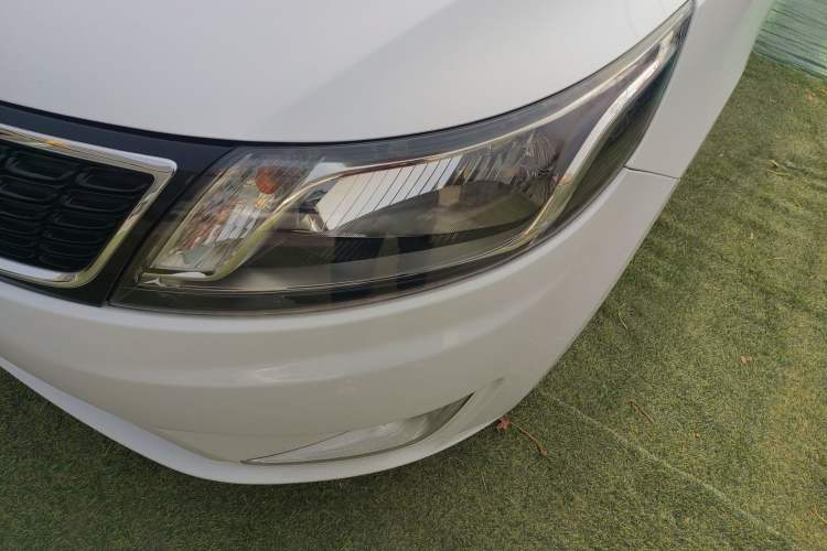 Used Kia K2 2012 Sedan 1.6L Automatic Transmission Premium Commemorative Edition