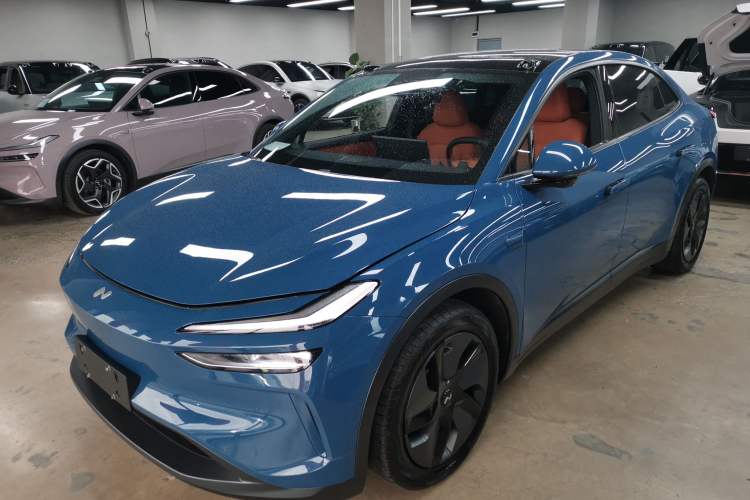 Used ONVO L60 2024 60 kWh Rear-Drive Version