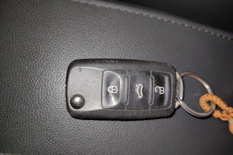 Used Volkswagen Lavida 2017 1.6L Automatic Comfort Edition
