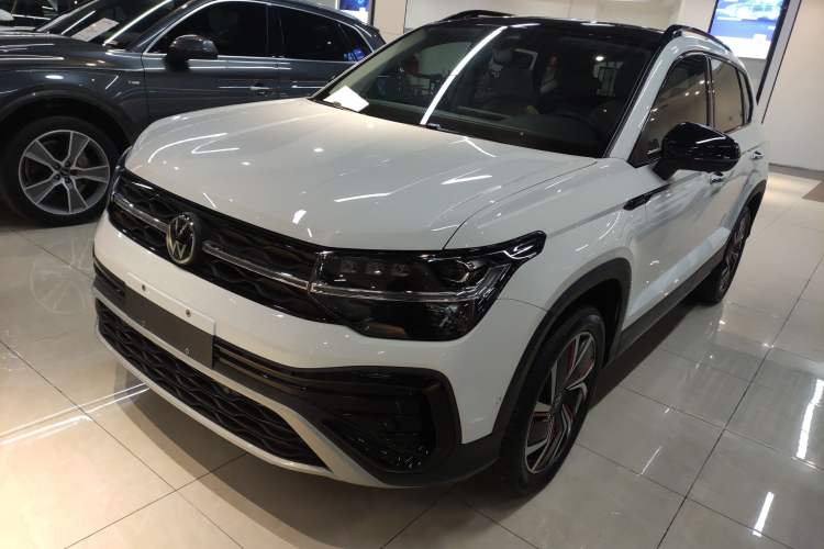 Used Volkswagen Tharu 2023 300TSI Two-Wheel-Drive Moon Luxury Edition