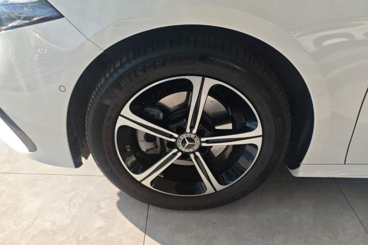 Used Mercedes-Benz A-Class 2025 A 200 L Fashion Model
