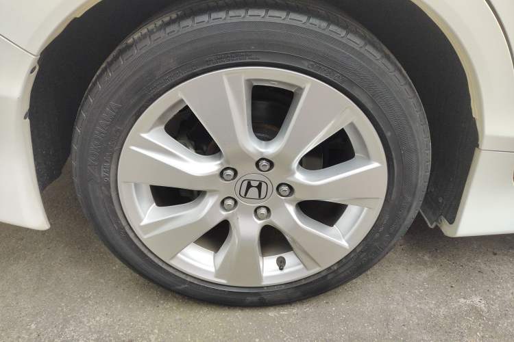 Used Honda Jade 2014 1.8L Automatic Comfort Elite Version 5 Seats