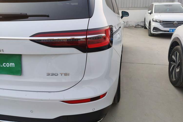 Used Volkswagen Viloran 2024 330TSI Luxury Edition