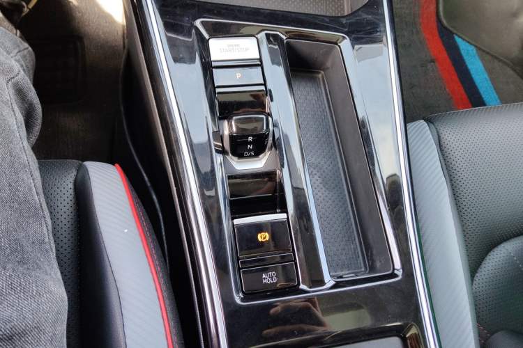 Used Volkswagen Lamando 2024 Lavida L 280TSI DSG Cool & Spicy Edition
