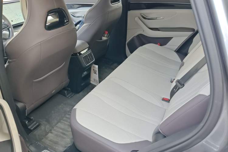 Used BYD Song PLUS New Energy 2025 DM-i Intelligent Driving 160KM Flagship Model
