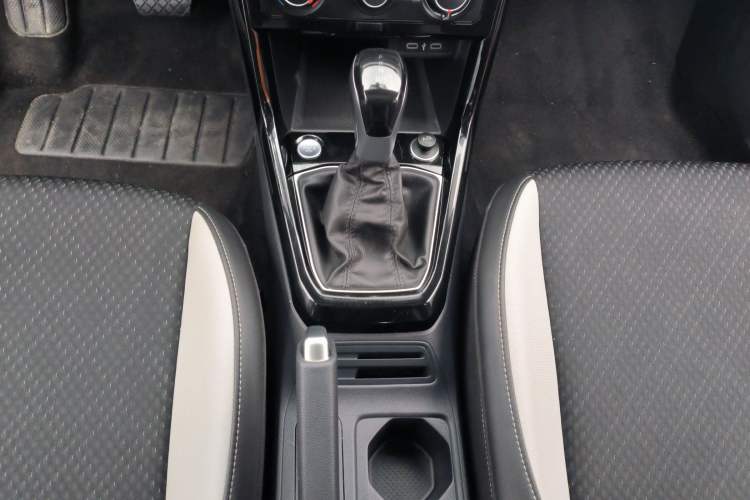 Used Volkswagen Tacqua 2023 200TSI DSG Joy-Connect Edition
