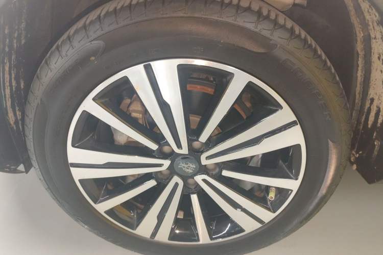 Used Roewe RX5 2020 20T Automatic 4G Connected Million-Dollar Flagship Edition
