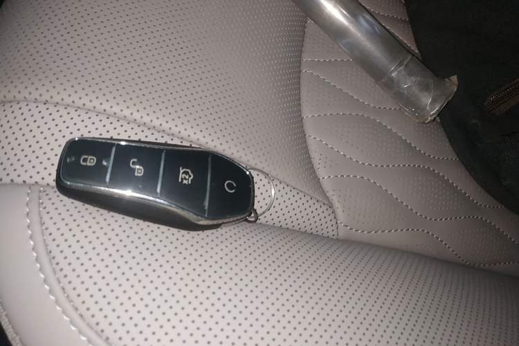 Used BYD Han 2025 DM-i Intelligent Driving Edition 125KM LiDAR Flagship Model