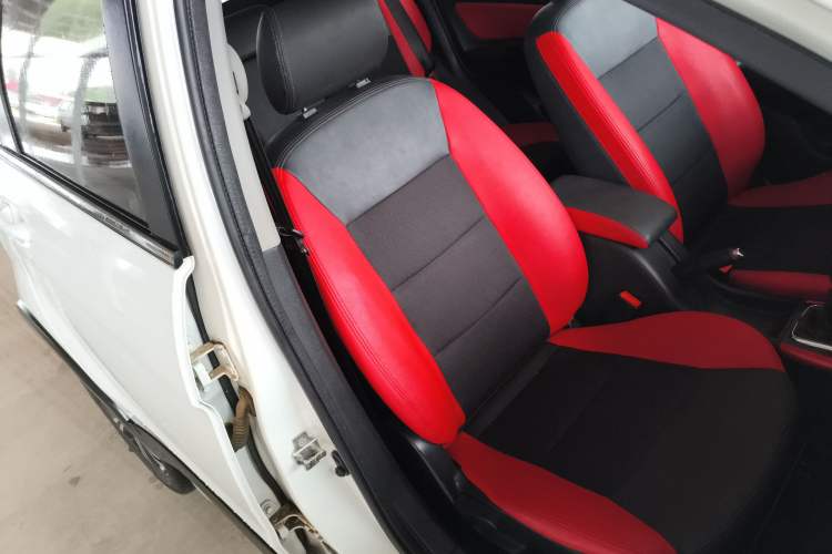 Used BAIC Senova X25 2015 1.5L Manual Elite Model
