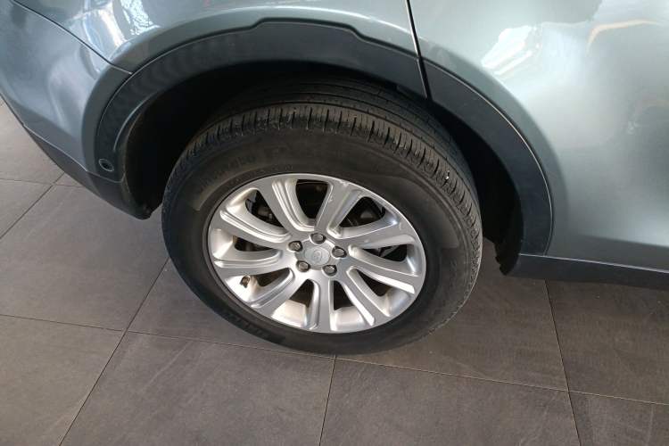 Used Land Rover Discovery Sport 2019 240 PS SE Version China VI Standard