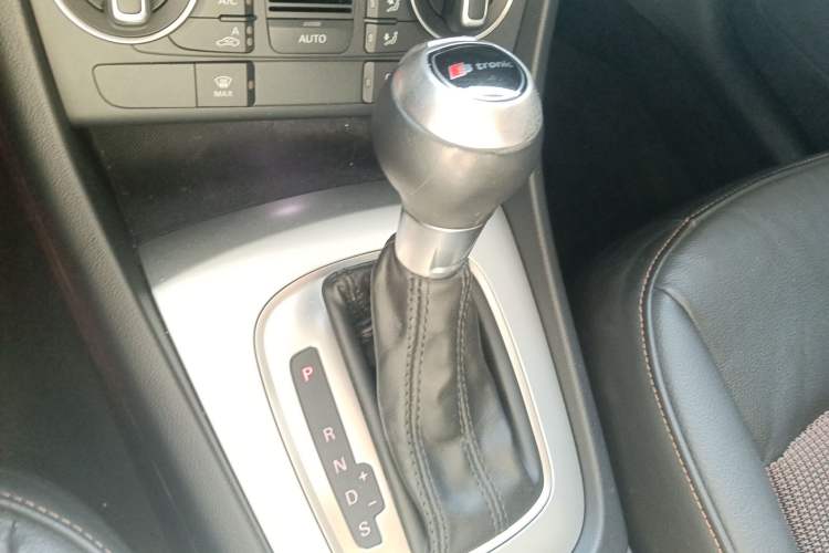 Used Audi Q3 2017 30 TFSI Fashion Model