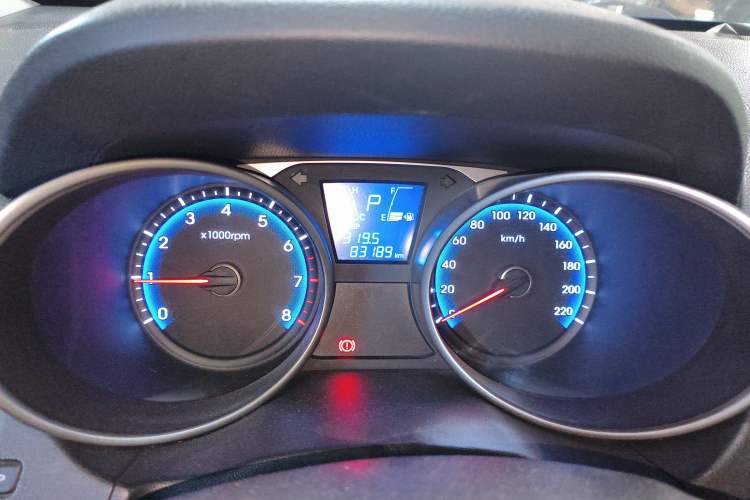 Used Hyundai ix35 2015 2.0L Automatic 2WD Smart Type China IV
