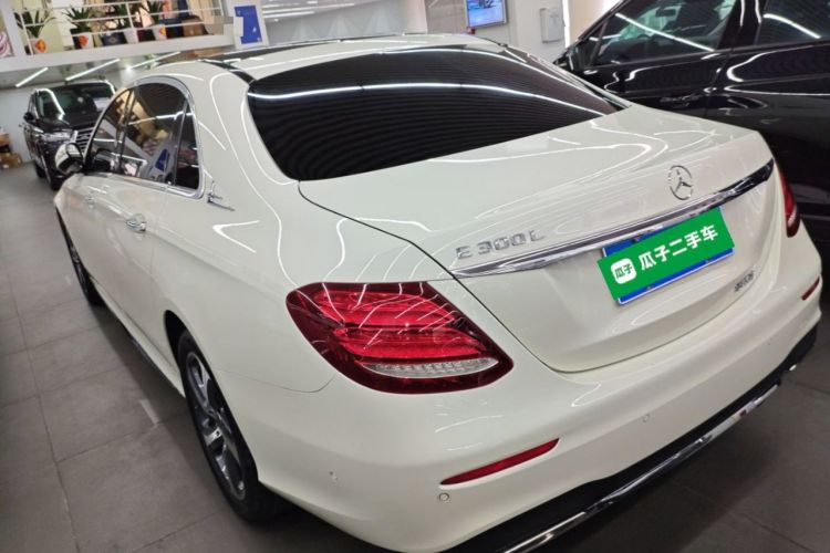 Used Mercedes-Benz E-Class 2018 E 300 L Sporty and Stylish Model
