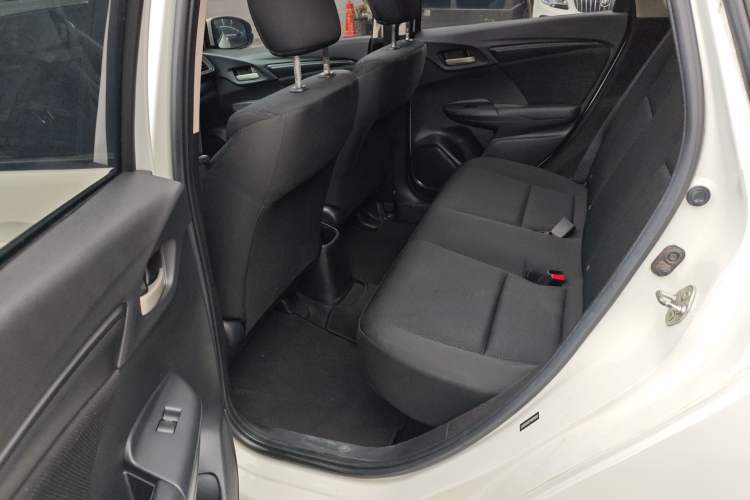 Used Honda Fit 2016 1.5L LXS CVT Comfort Sunroof Version
