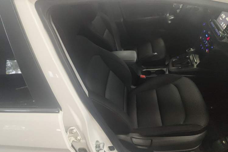 Used Hyundai Elantra 2018 1.4T Dual-Clutch Xuan Dong · Dynamic Edition
