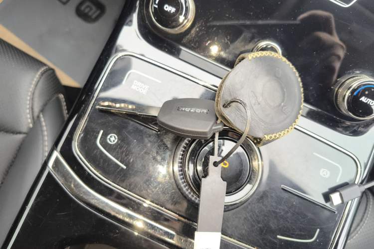 Used NETA U 2021 Revised Pro 400 Industry Custom Edition
