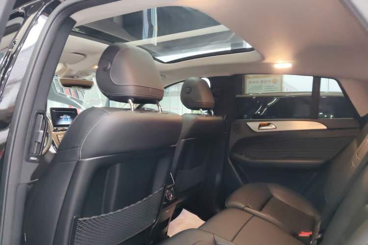 Used Mercedes-Benz GLE Coupe 2018 GLE 400 4MATIC Coupe SUV
