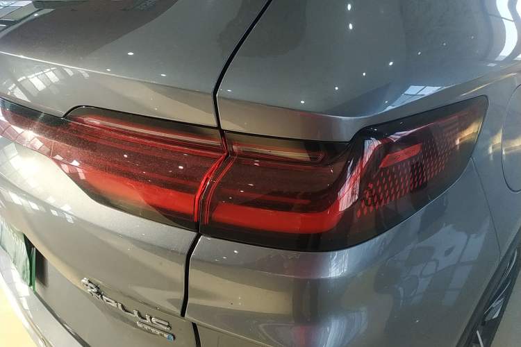 Used BYD Song PLUS New Energy 2025 EV Intelligent Driving Version 520km Premium Model
