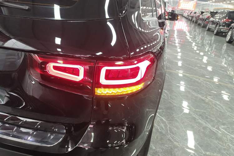 Used Mercedes-Benz GLB 2020 Facelift GLB 200 Fashion Edition
