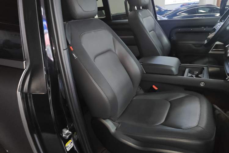 Used Land Rover Defender 2023 90 2.0T P300 X-DYNAMIC HSE