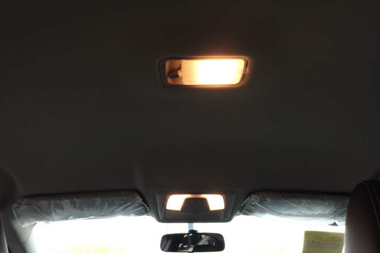 Used Venucia D60 2023 PLUS 1.6L XE CVT Trendy Edition
