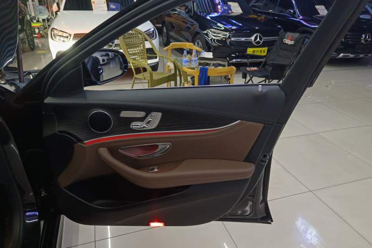 Used Mercedes-Benz E-Class 2021 Restyled E 300 L Sporty and Stylish Edition
